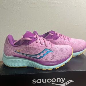 Saucony Guide 14 Pink Rose Running Shoes Women’s Size 5 NIB